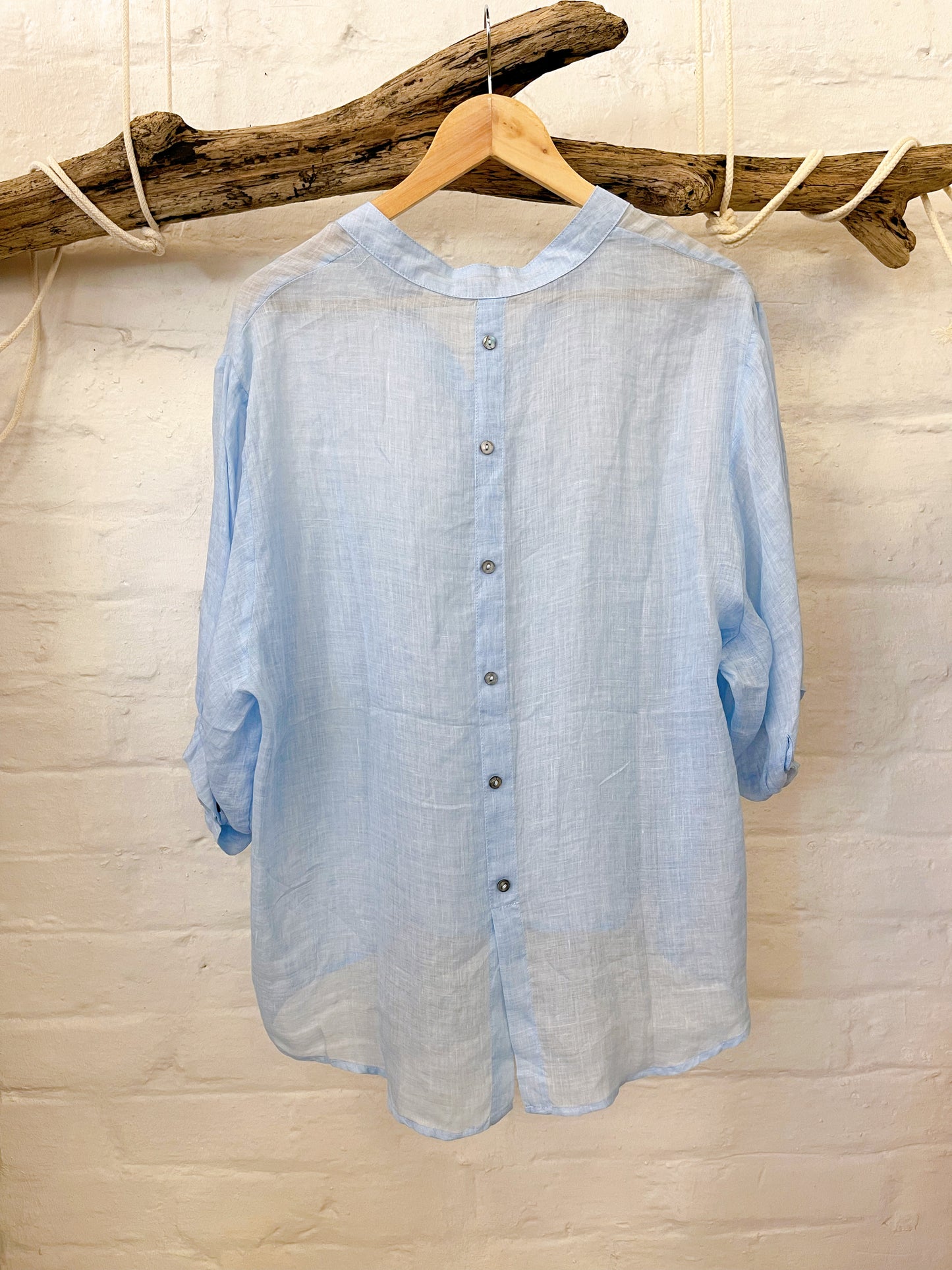 WORTHIER 100% LINEN TOP ~ SKY BLUE