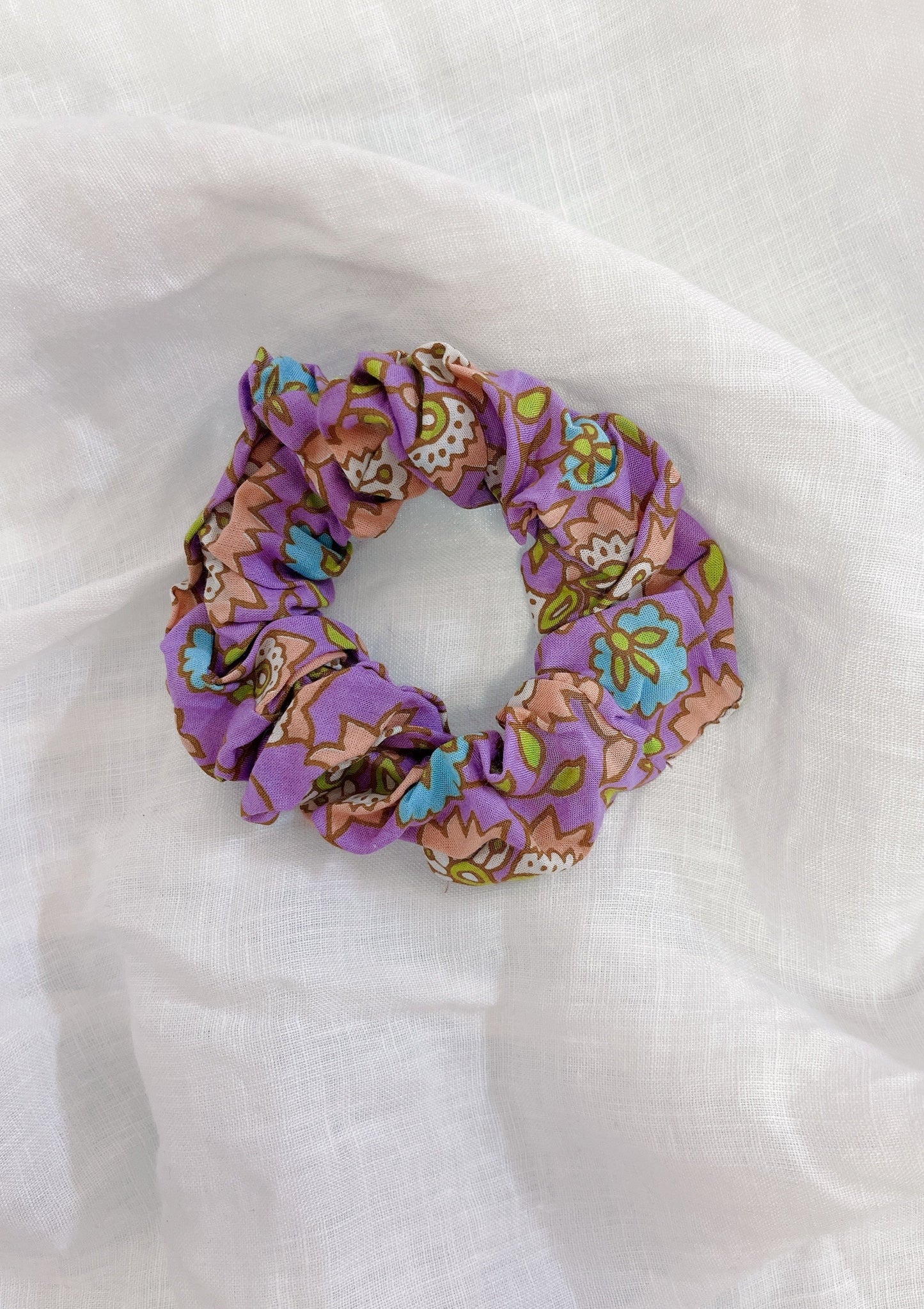 GODDESS DOOR SCRUNCHIE ~ CANDY