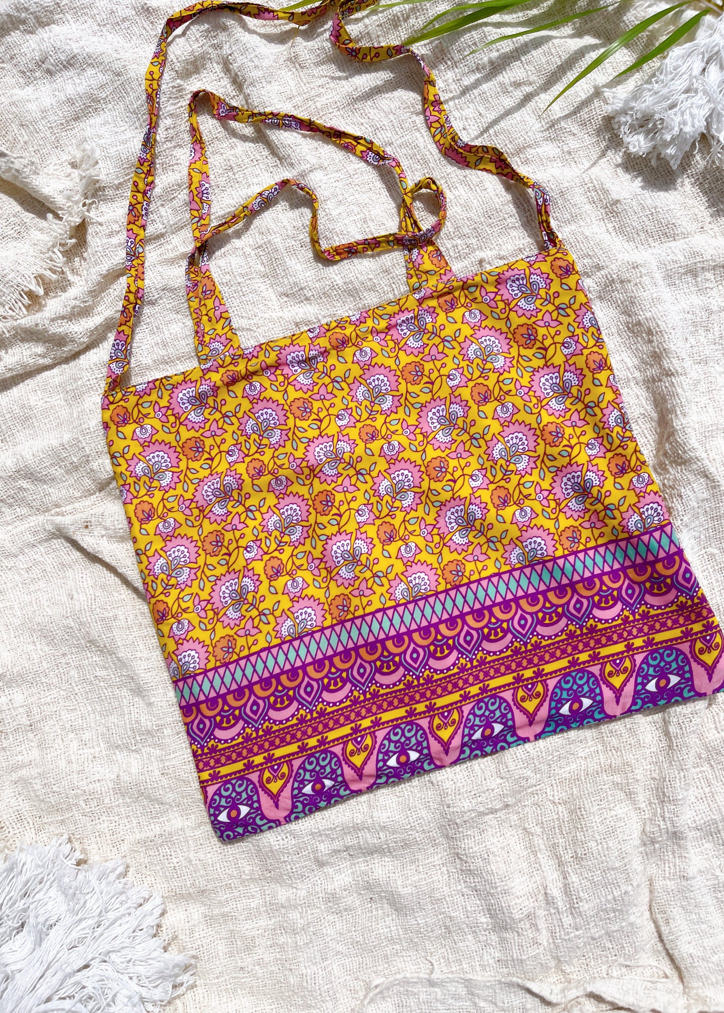 Chic Multi-Strap Tote Bag ~ BUBBLE GUM