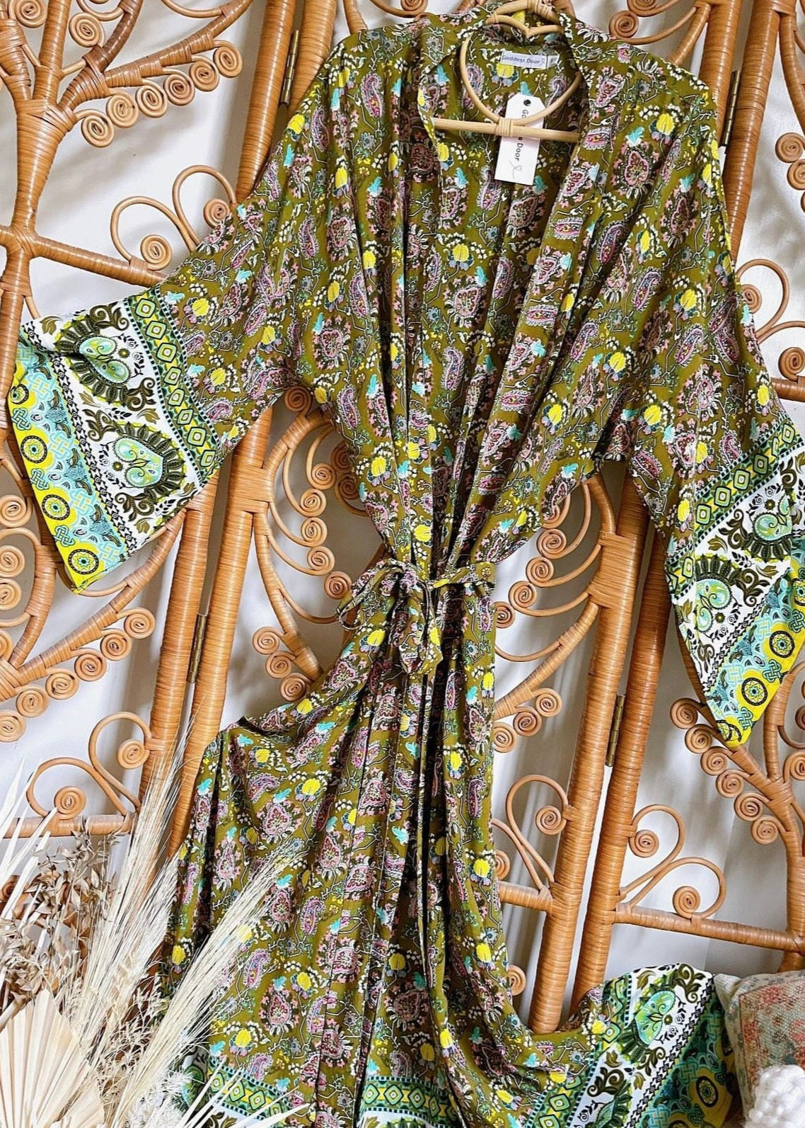 GODDESS DOOR KIMONO ~ OASIS