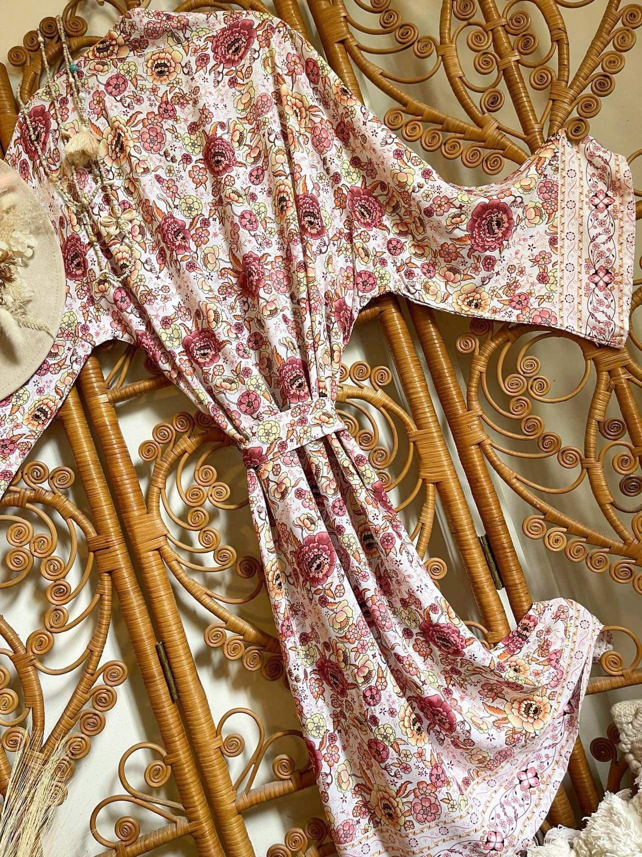 GODDESS DOOR KIMONO ~ WHITE BLOSSOM