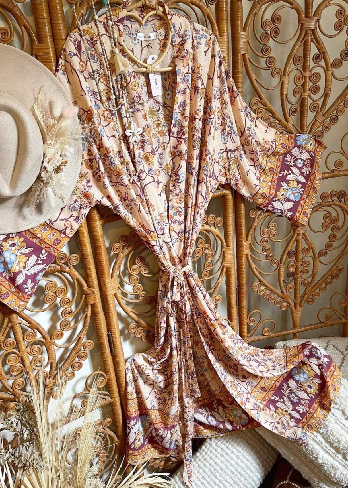 GODDESS DOOR KIMONO ~ BONDI