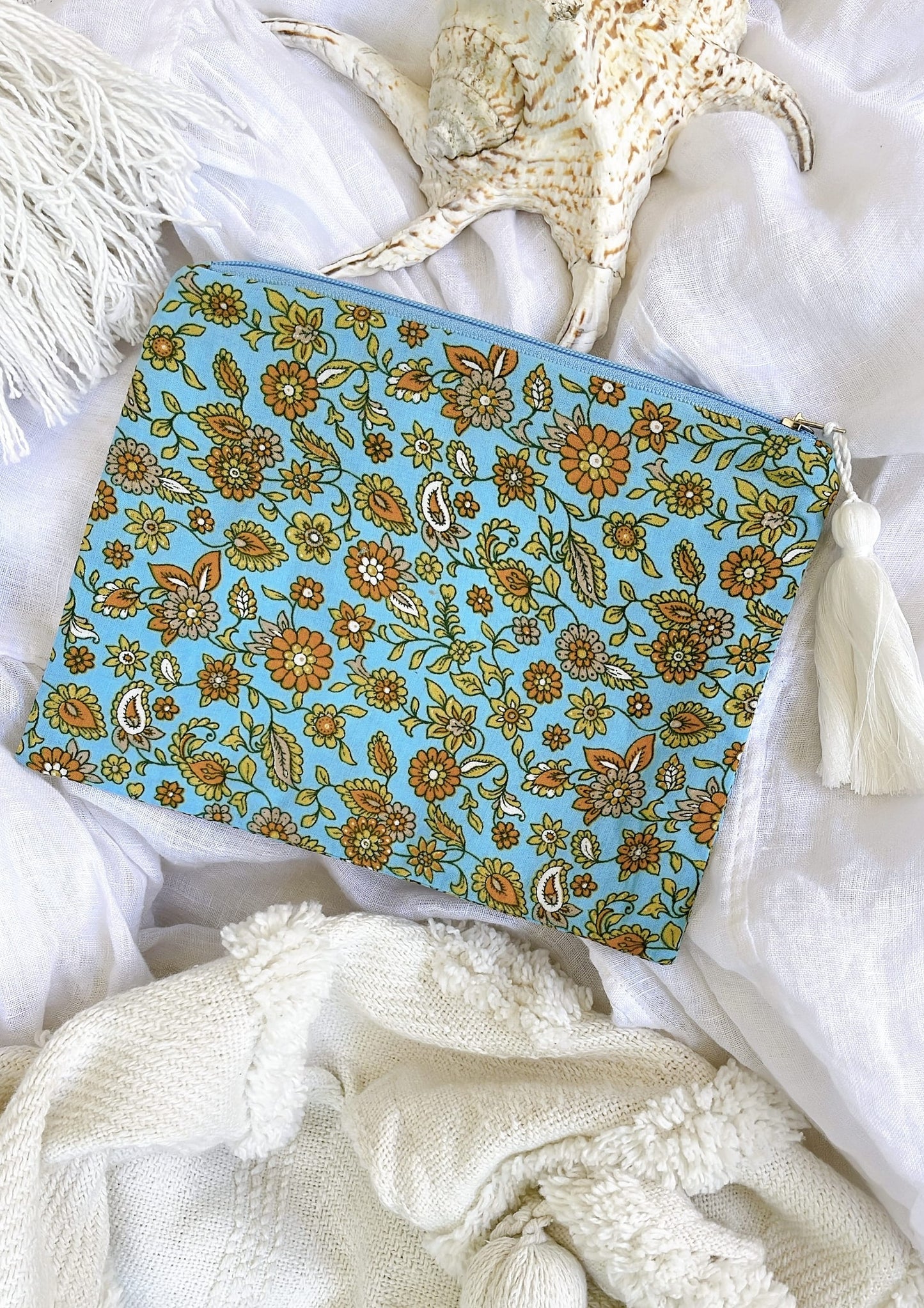 GODDESS DOOR SCARLET POUCH ~DAINTREE