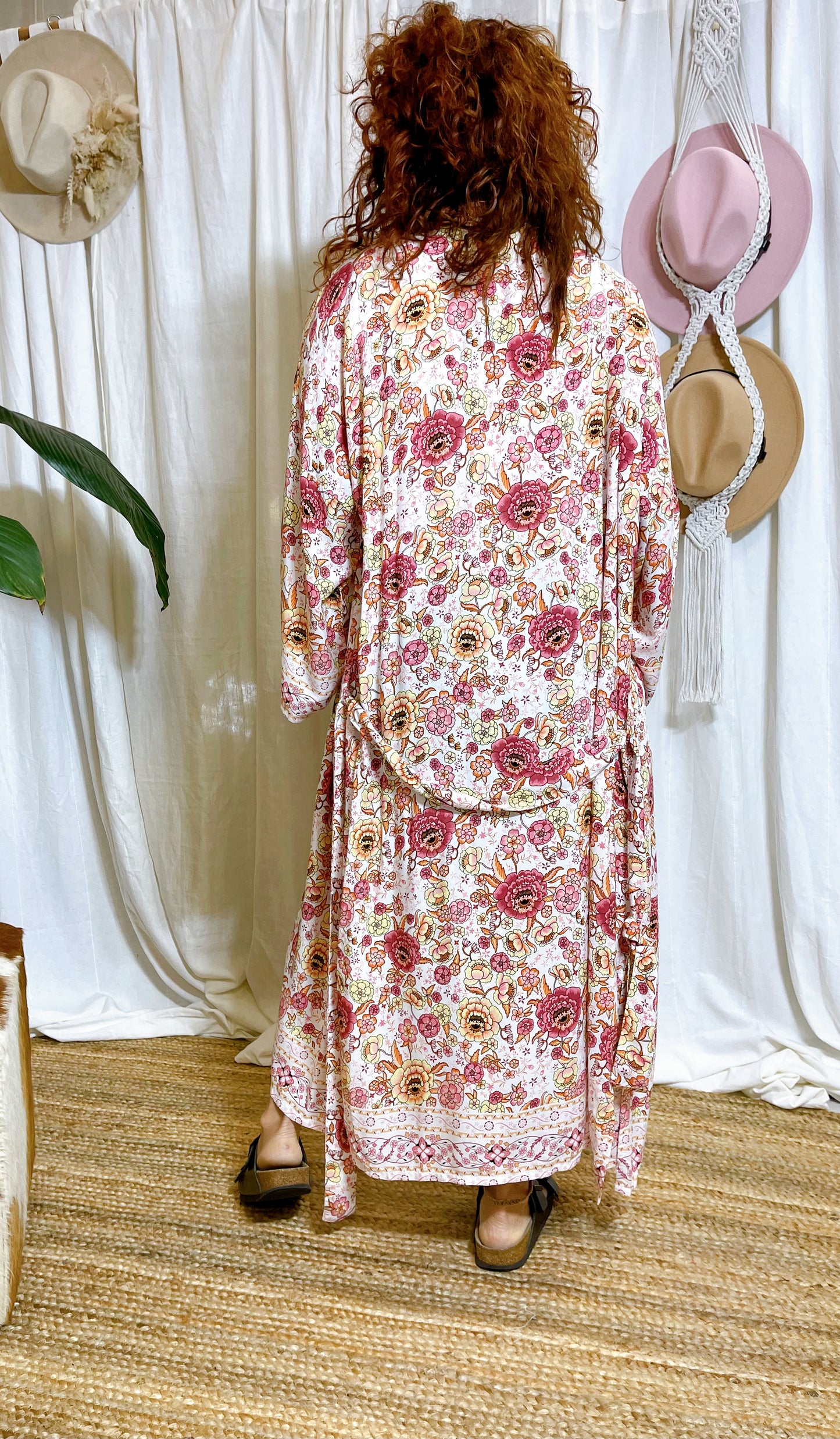 GODDESS DOOR KIMONO ~ WHITE BLOSSOM