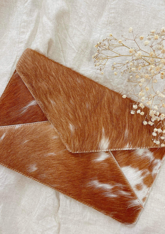 GODDESS DOOR COWHIDE ENVELOPE POUCH ~CARAMEL AND CREAM