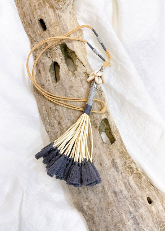 COASTAL SOUL NECKLACE 🐚 ASH