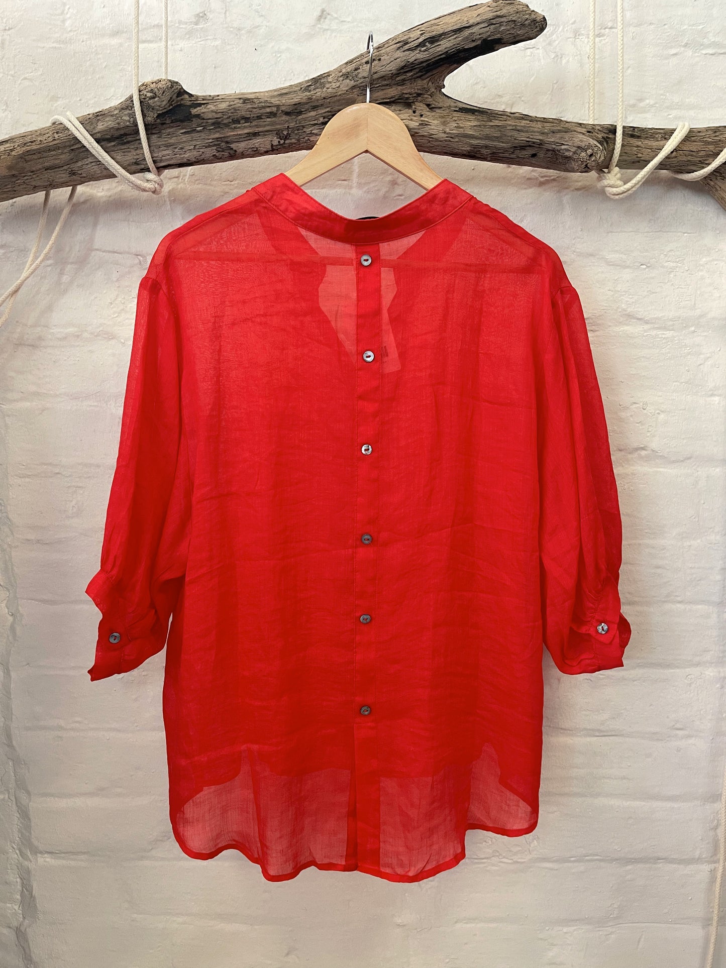 WORTHIER 100% LINEN TOP ~ RED