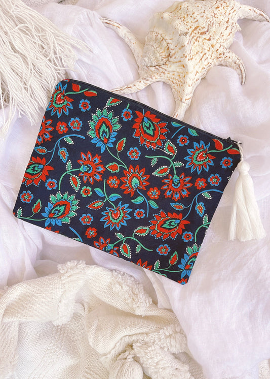 GODDESS DOOR SCARLET POUCH ~ NIGHTFALL