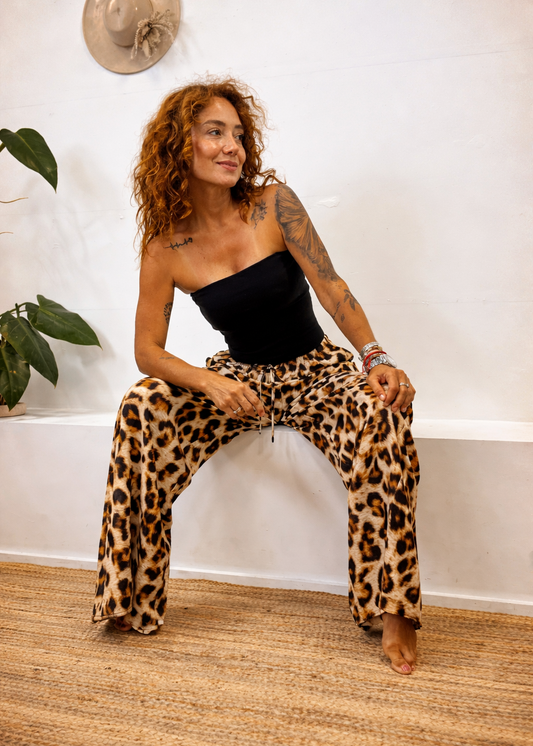 Wild Grace Elastic Leopard Pants